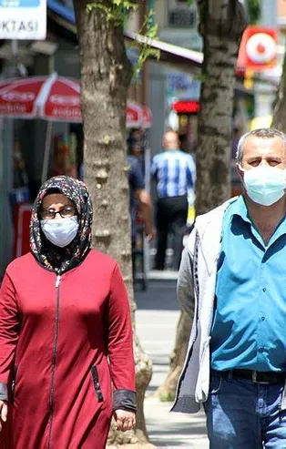 Bilim Kurulu Üyesi uyardı: AVM’ye gitmeyin