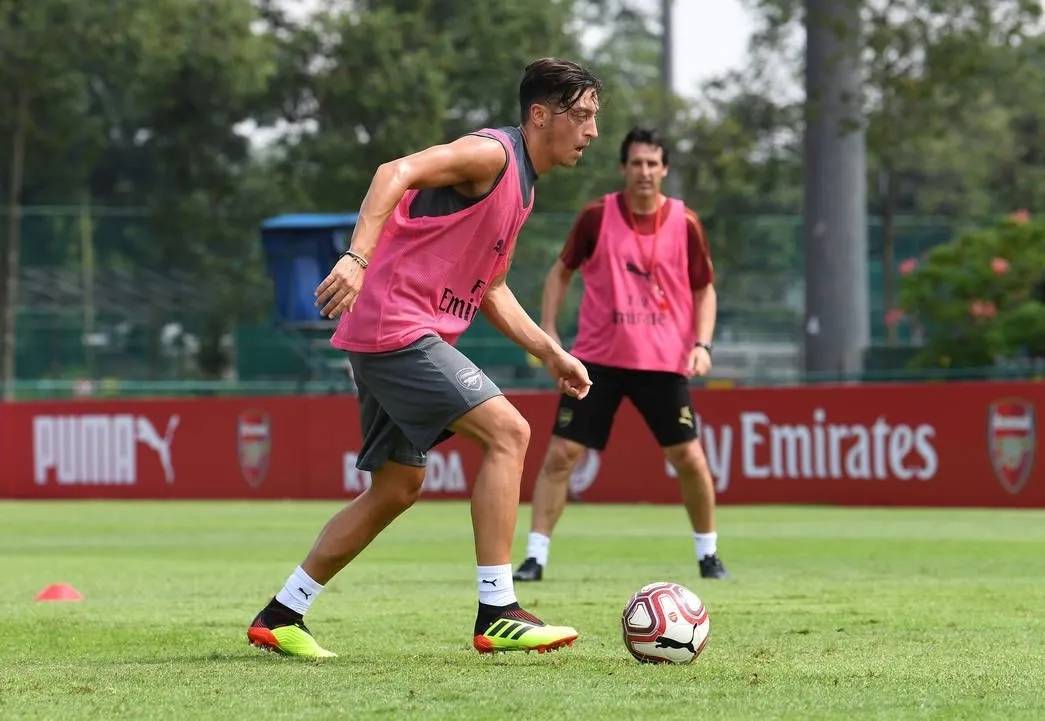 Arsenal'dan Özil paylaşımı - 4