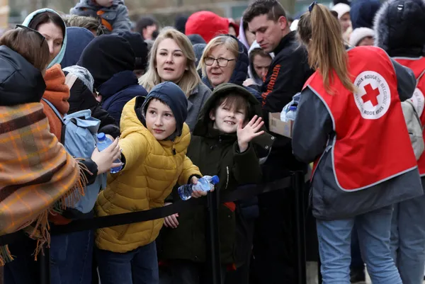 rusya-ukrayna-son-dakika-rusya-ukrayna-savasindan-kacan-multeci-sayisi-3-milyona-ulasti-14-milyonu-cocuk-1647343144049.jpg Rusya Ukrayna son dakika | Rusya Ukrayna savaşından kaçan mülteci sayısı 3 milyona ulaştı! 1,4 milyonu çocuk-5