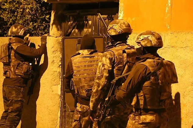 Mardin merkezli PKK operasyonu! 10 gözaltı