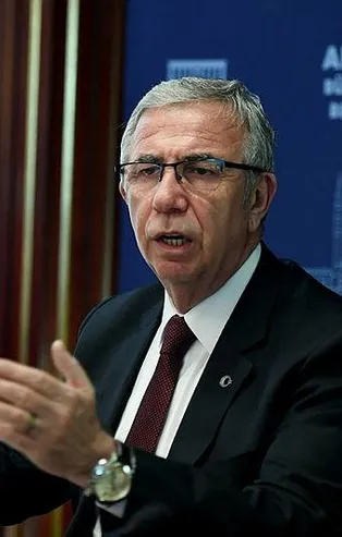 CHP’li Mansur Yavaş öğrencilere verdiği sözünü tutmadı! Ne kitap var ne materyal