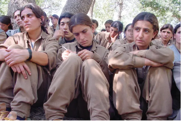 Son dakika: PKK Suriye'de 15 yaşındaki kalp hastası bir kız çocuğunu dağ kadrosuna katmak için kaçırdı-2