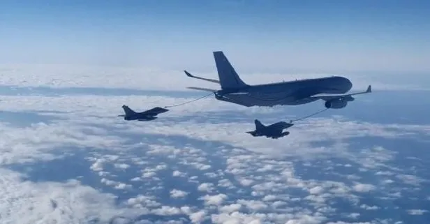 Son dakika: Rus savaş uçaklarından Fransız savaş uçaklarına yakın takip