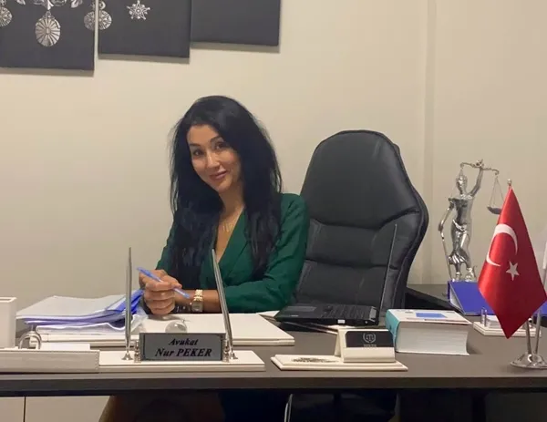 avukat-nur-pekere-silahli-saldirida-carpici-iddia-cetede-hakim-de-var-1658323172405.jpeg Avukat Nur Peker'e silahlı saldırıda çarpıcı iddia: Çetede hakim de var-2