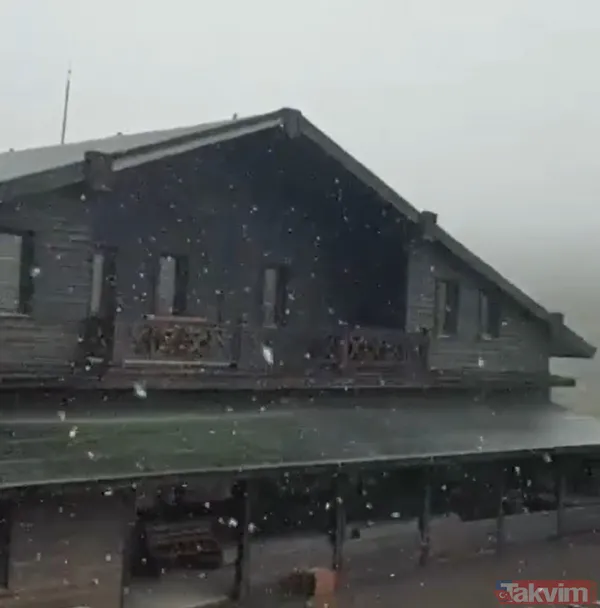 En Düşük Hava Sıcaklığının Gece Saatlerinde Sıfırın Altında 7 Derece Olarak Ölçüldüğü Zirvede, Hava Sıcaklığı Sıfır Derece Olarak Ölçüldü.