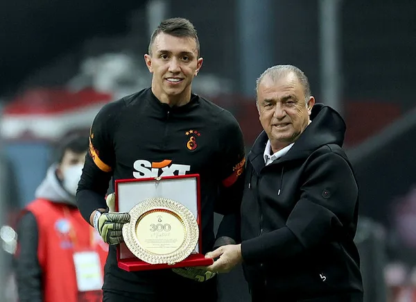1614578573617.jpg Galatasaray'da flaş Muslera gelişmesi! Sözleşme süresi belli oldu-3
