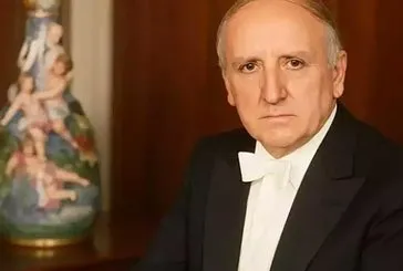 Eski TBMM Başkanı Karakaş için Meclis’te tören