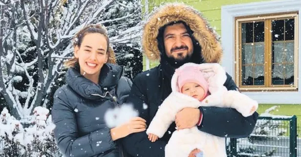 Seda Bakan'ın minik kızı Leyla karla tanıştı
