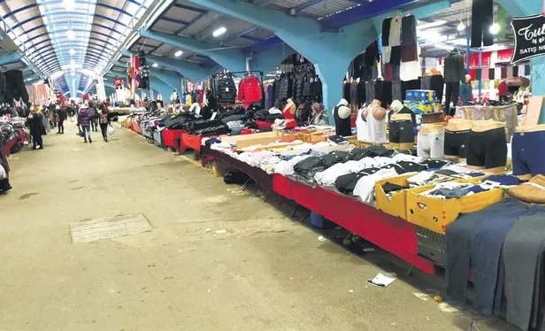 kahve-iceyim-derken-dustu-karne-gunune-hazirlanan-bekir-gucuyeter-basi-donunce-13-kattan-asagi-dustu-1642801928308.jpeg Kahve içeyim derken düştü! Karne gününe hazırlanan Bekir Gücüyeter başı dönünce 13. kattan aşağı düştü-8