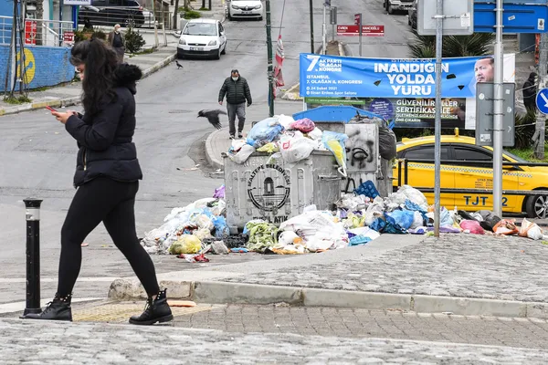 1692082184894.jpg CHP yönetimi İstanbul'u 90'lara döndürdü! İSTAÇ işçileri iş bırakıyor: Çöp dağları oluşacak-6