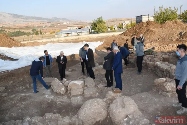 24 Mayıs'tan bu yana sürüyordu! Adıyaman'daki Pente Antik Kenti'ndeki kazılarda çok önemli bulgulara ulaşıldı - 25