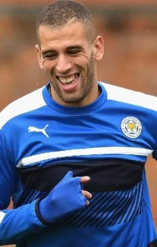 Son dakika: İslam Slimani İstanbul'a geldi