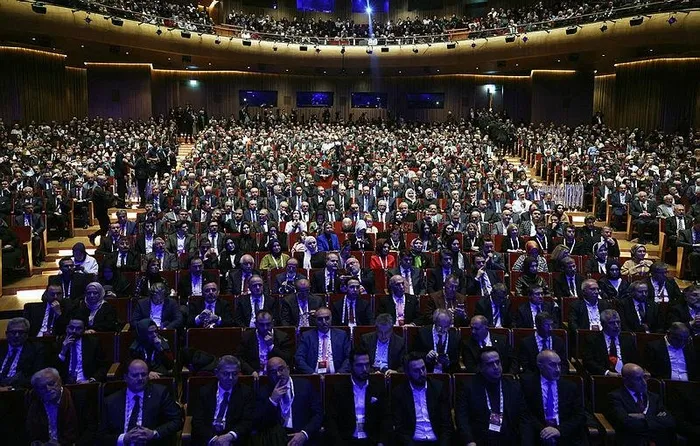 ilim-yayma-odulleri-sahiplerini-buldu-ilim-yayma-vakfi-50-yil-ozel-odulu-aziz-sancara-verildi-1702760232632.jpeg "İlim Yayma Ödülleri" sahiplerini buldu! İlim Yayma Vakfı 50. Yıl Özel Ödülü Aziz Sancar’a verildi-3