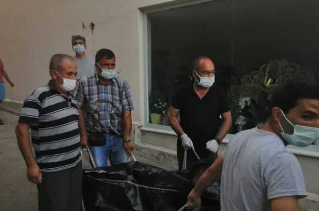 Milas'ta şüpheli son! Yaşlı çift evlerinde ölü olarak bulundu