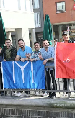 Erdoğan'a Almanya'da sevgi gösterisi