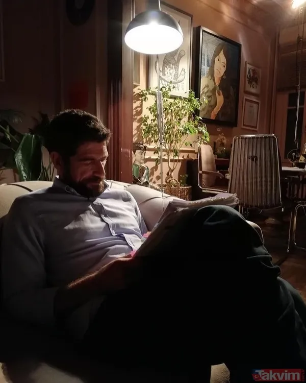 Hünal'ın 12 Sene Önce Kurtlar Vadisi'nin Yıldız Oyuncusuyla Evlendiğini İlk Kez Duyanlar İse Şaşıp Kaldı.