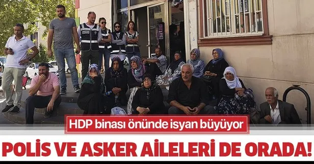 HDP önündeki eyleme PKK’nın kaçırdığı polis ve askerlerin aileleri de katıldı