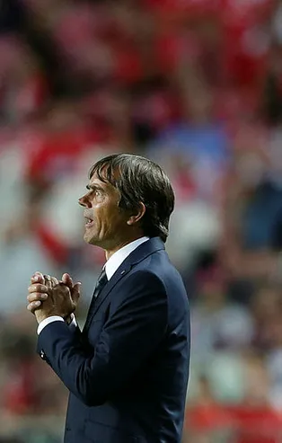 Cocu kadroyu sil baştan değiştiriyor