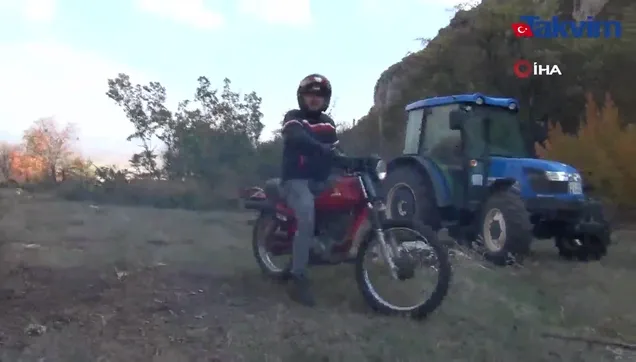 Kayalıklarda dev Türk bayrağı açtılar