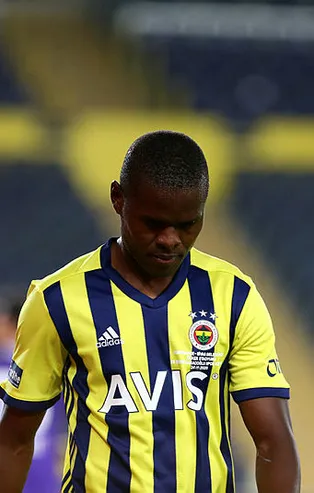 Fenerbahçe'de Mbwana Samatta topun ağzında! Golü bırak şut bile çekemiyor
