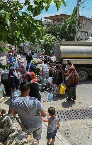 İzmir yine susuzluğa mahkum! 36 saat boyunca kesik...