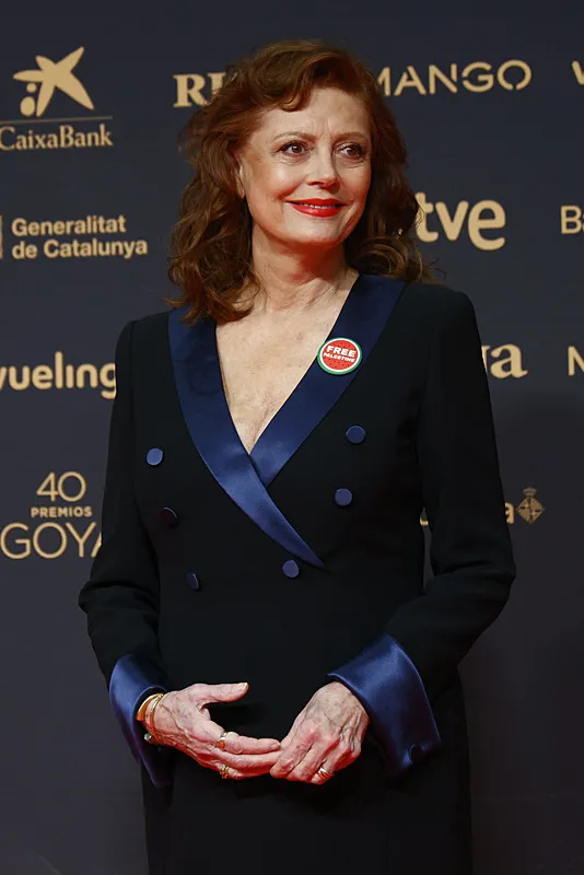 1772345447448.jpg ABD'li aktris Susan Sarandon Filistin'e verdiği desteği yüksek sesle dile getirdi: “Gazze’yi savundum ABD’de film çekmem engellendi”-3