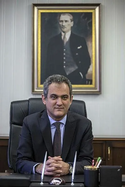 Son dakika: Yeni Milli Eğitim Bakanı Mahmut Özer'den yüz yüze eğitim açıklaması: Vakaların sıfırlanmasını bekleyemeyiz-4