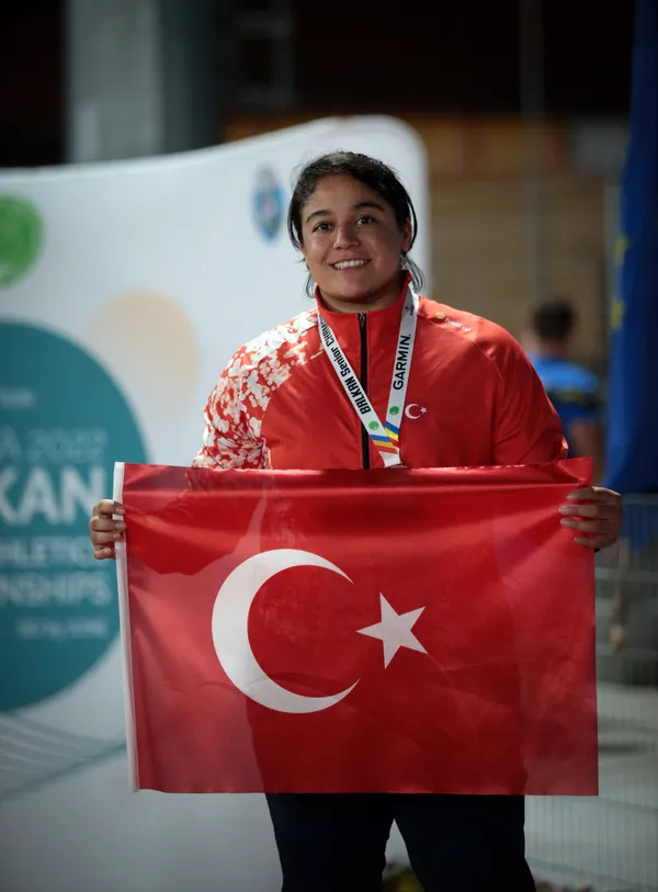 spor-haberleri-atletizm-milli-takimindan-tam-22-madalya-1655711335502.jpg Spor haberleri: Atletizm Milli Takımı'ndan tam 22 madalya!-6