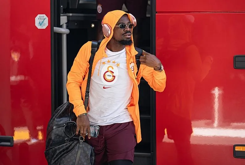 Okan Buruk’tan Aurier resti!