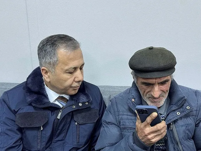 Başkan Erdoğan Kahramanmaraşlı şehit Müslüm Özdemir'in babasıyla telefonda görüştü-2
