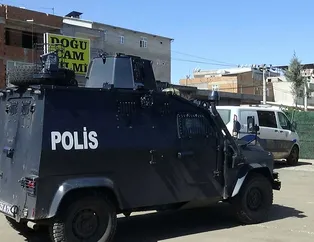 Silahlı bir grup iş yerini yayılım ateşine tuttu! 3 yaralı