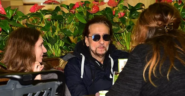 ilhan-irem-neden-vefat-etti-hastaligi-neydi-ilhan-irem-nereli-esi-kimdir-unlu-sarkicinin-3-vasiyeti-ortaya-cik-1659075981589.jpg İlhan İrem neden vefat etti, hastalığı neydi? İlhan İrem nereli, eşi kimdir? Usta şarkıcının 3 vasiyeti ortaya çıktı!-4