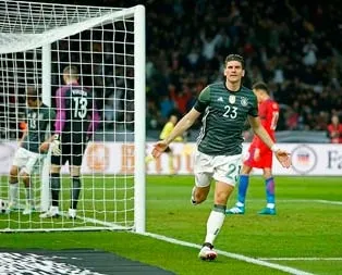 Mario Gomez attı ama kazanan İngiltere: 3-2