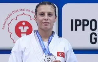20 yaşındaki Ecem gurur kaynağımız oldu