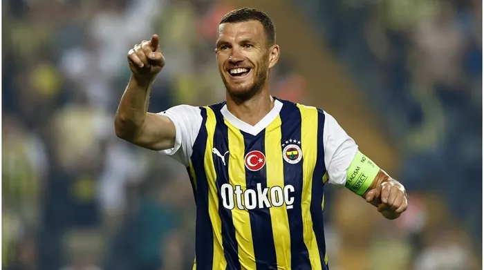 fenerbahce-dunya-yildizi-leonardo-bonucci-ile-anlasma-sagladi-transferde-edin-dzeko-detayi-1704815195181.jpeg