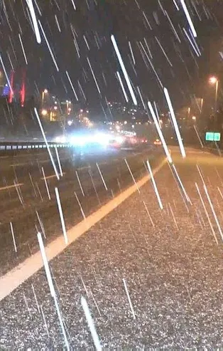 SON DAKİKA: İstanbul'da kar yağışı başladı! Yola çıkacaklar dikkat: Meteorolojiden kritik uyarı | İşte il il 24 mart hava durumu raporu