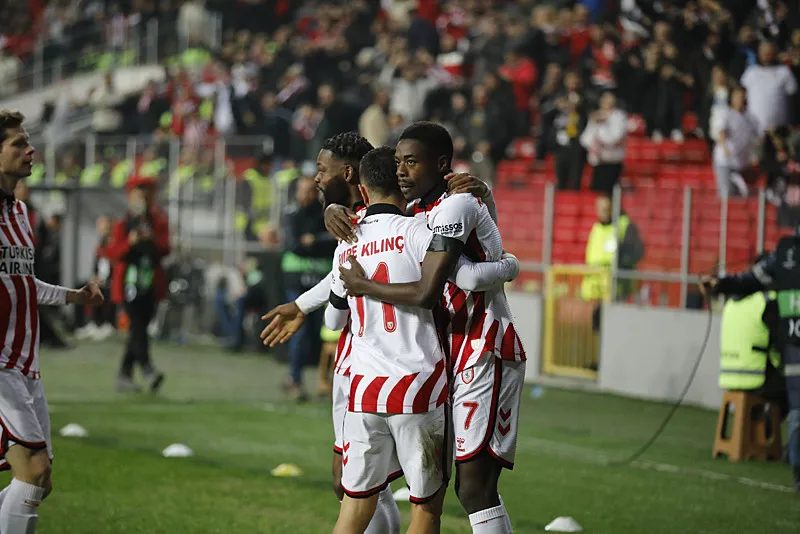 Fenerbahçe'den orta sahaya sürpriz! Veerman yerine o gelecek - 17