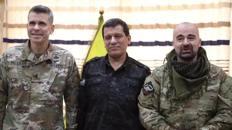 ABD'li McFarlane, Bafel Talabani ve PKK'lı terörist Ferhat Abdi Şahin birlikte poz vermişti