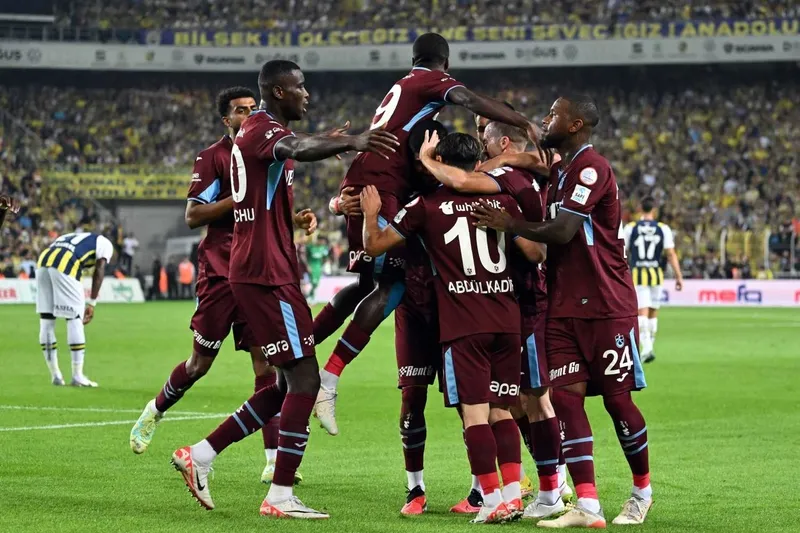 trabzonsporda-hedef-10-transfer-sampiyonluk-kadrosu-icin-taarruz-suruyor-iste-gundemdeki-isimler-1720711062894.jpg Trabzonspor'da hedef 10 transfer! Şampiyonluk kadrosu için taarruz sürüyor... İşte gündemdeki isimler-10