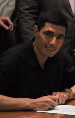 Oscar Cardozo imzayı attı