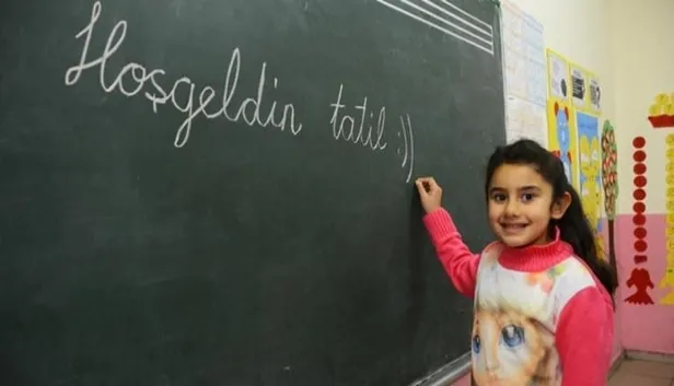 mebden-karar-resmiyete-baglandi-derslere-16-gun-ara-veriliyor-flas-4-gun-detayi-geldi-anaokulu-123456789101112-1700652179333.jpg Ve netleşti! Derslere 16 gün ara veriliyor! Flaş +4 gün detayı geldi: Anaokulu, kreş, 1,2,3,4,5,6,7,8,9,10,11,12. sınıflar...-5