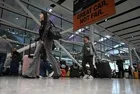 İngiltere'de hava trafik sistemi çöktü, Heathrow kilitlendi: THY ve AJet'ten yolcularına iptal ve gecikme uyarısı geldi