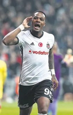 Larin bomba gibi geliyor