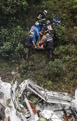 Düşen uçaktan geriye bu görüntüler kaldı
