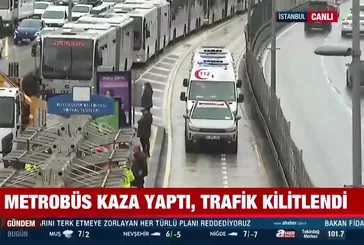 Avcılar'da metrobüs kazası!