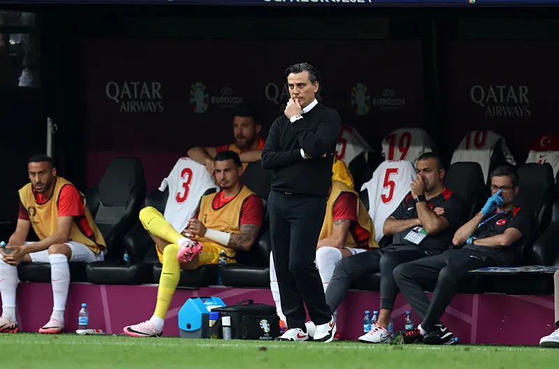 Montella'dan flaş kararlar: Arda Güler yedek! İşte Türkiye'nin Çekya maçı 11'i - 17