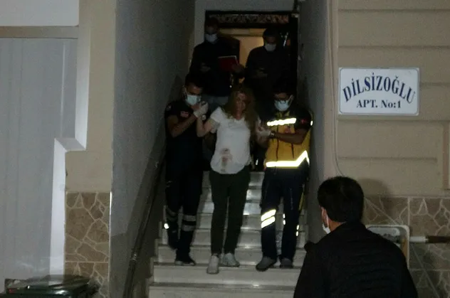 Kocasını bekleyen kadına hırsız dehşeti! Önce darp etti ardından bıçakladı! Yer: Bursa
