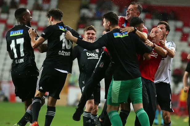 Ajax-Beşiktaş maçı şifresiz veren uydu kanalları hangileri? Ajax-Beşiktaş maçını veren yabancı kanallar!-4