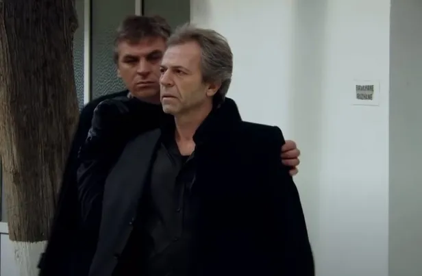 polat-alemdara-en-cok-zarar-veren-dusmaniydi-kurtlar-vadisinin-iskenderi-musa-uzunlara-talih-getiren-proje-1635436563352.jpg Kurtlar Vadisi'nin İskender'i Musa Uzunlar'a talih getiren proje! Polat Alemdar'a en çok zarar veren düşmanıydı!-7