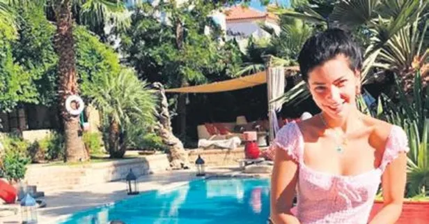 Merve Boluğur'un yüzü gülüyor